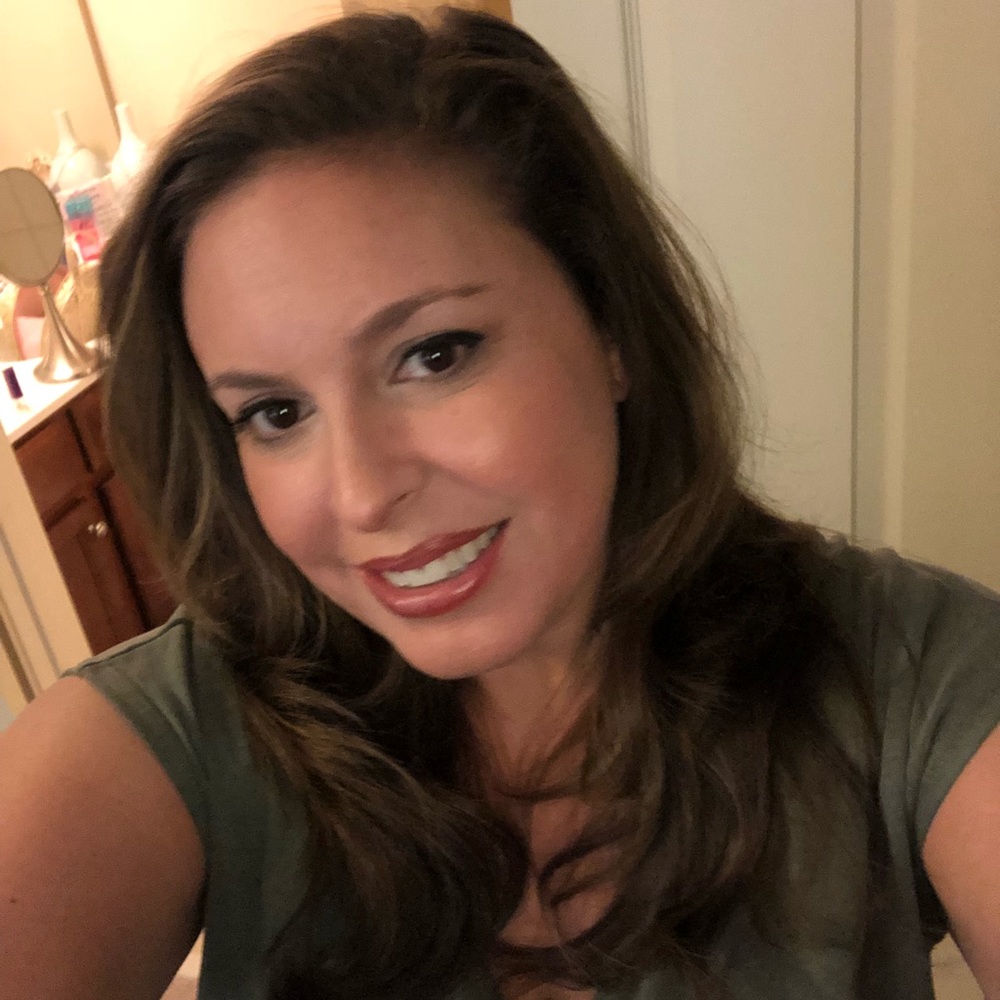 Meet your Posher, Leah